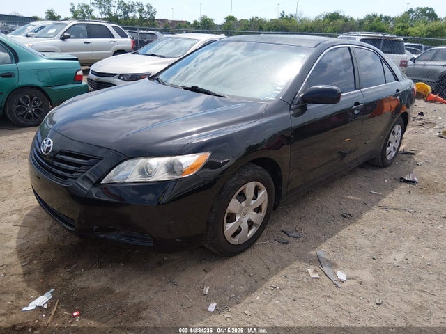 TOYOTA CAMRY - 2