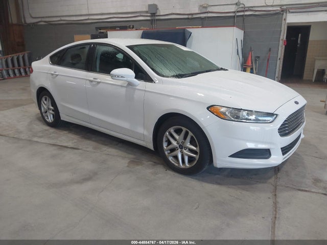 FORD FUSION SE - 1