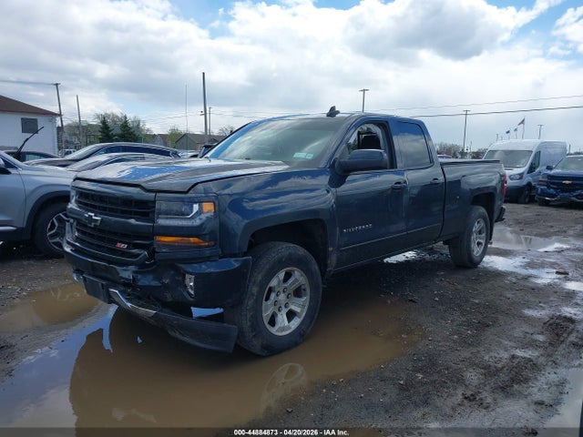 2017 Chevrolet SILVERADO 1500 2LT 照片 2