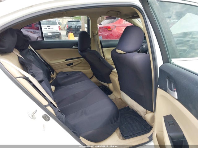 HONDA ACCORD 2.4 LX - 8