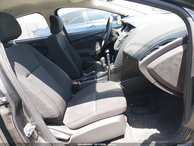 FORD FOCUS S - 5