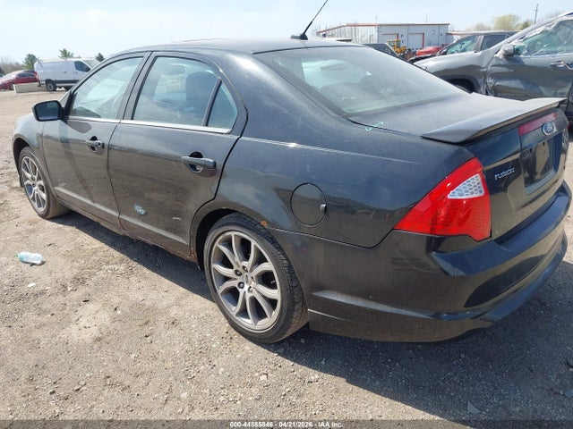 FORD FUSION SE - 3