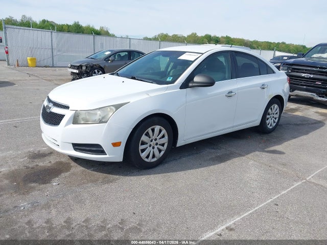CHEVROLET CRUZE LS - 2
