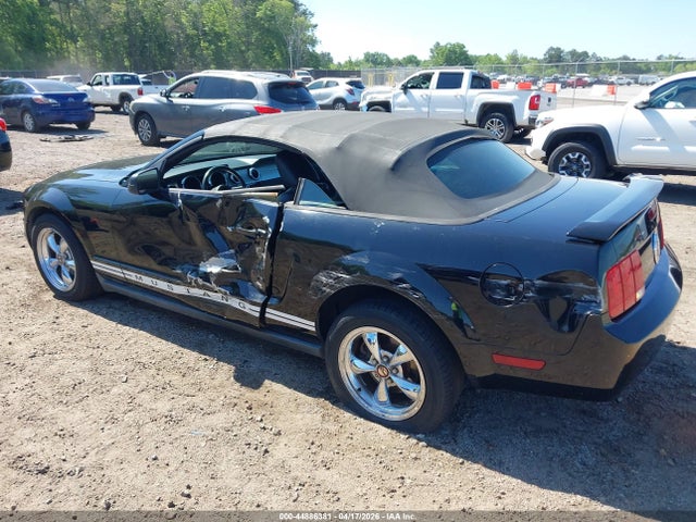 FORD MUSTANG - 3