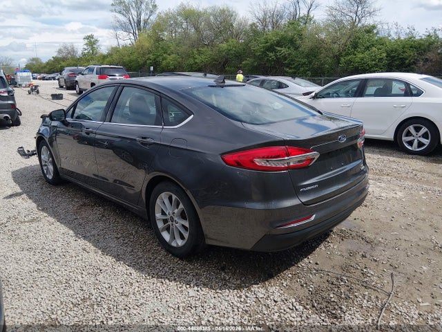 FORD FUSION SE - 3