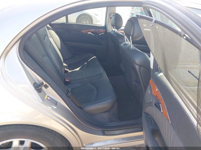 MERCEDES-BENZ E-CLASS - 8