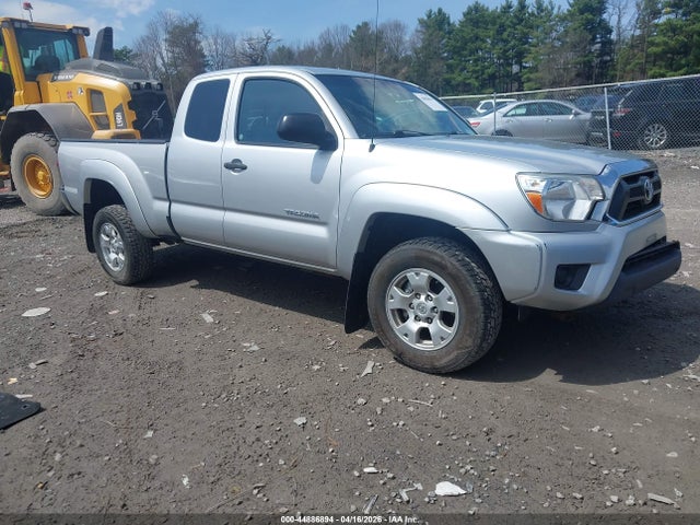 TOYOTA TACOMA - 1