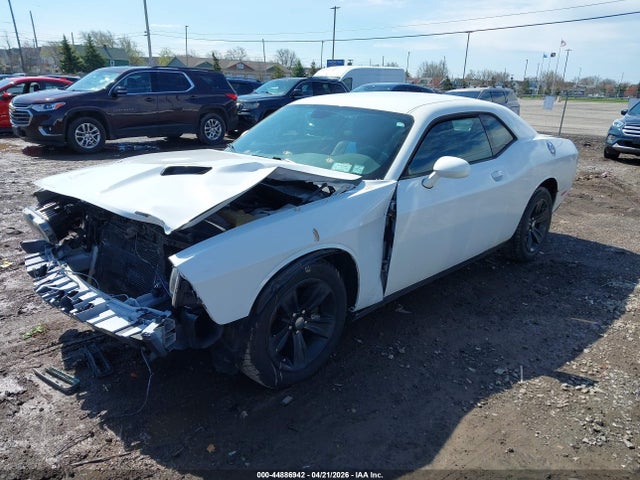 DODGE CHALLENGER SXT - 2