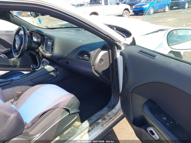 DODGE CHALLENGER SXT - 5