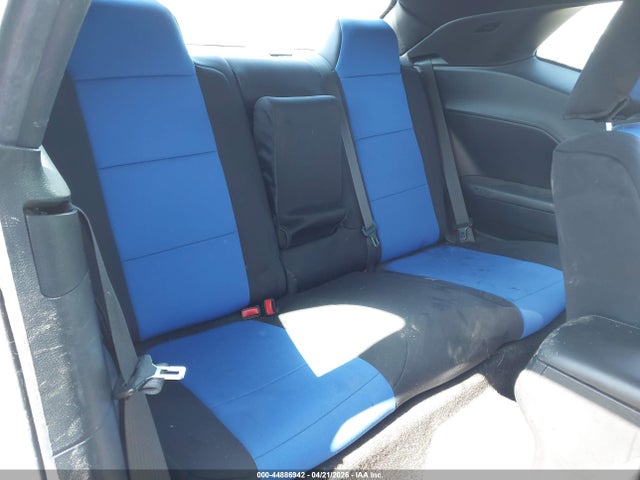 DODGE CHALLENGER SXT - 8