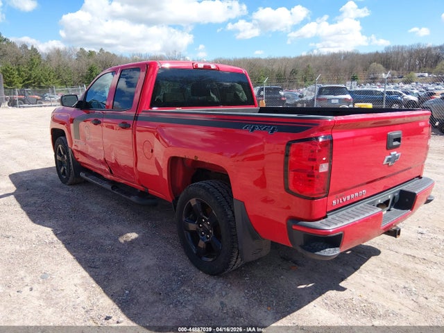CHEVROLET SILVERADO 1500 CUSTOM - 3