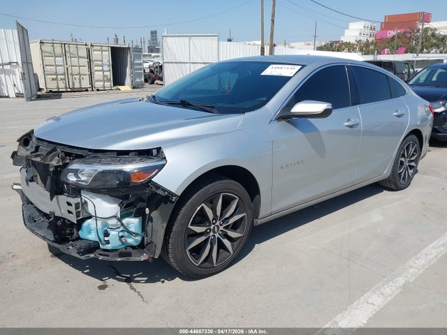 2018 Chevrolet MALIBU LT 照片 2