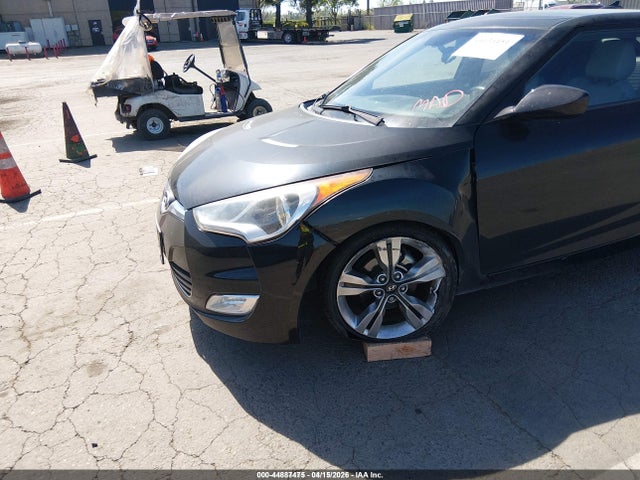 HYUNDAI VELOSTER BASE W/GRAY - 6