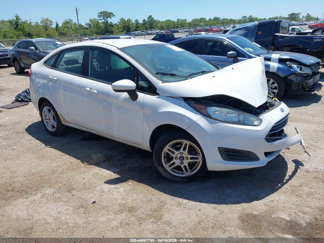 FORD FIESTA SE - 1