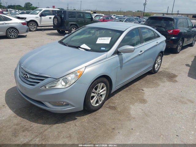 HYUNDAI SONATA GLS - 2