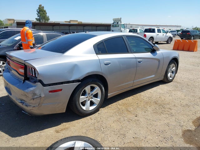 DODGE CHARGER SXT - 4