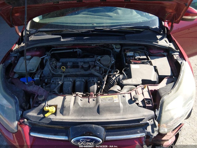 FORD FOCUS TITANIUM - 10