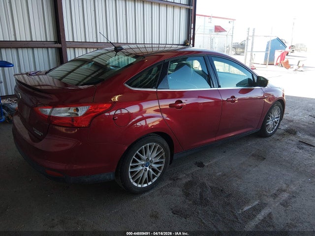 FORD FOCUS TITANIUM - 4