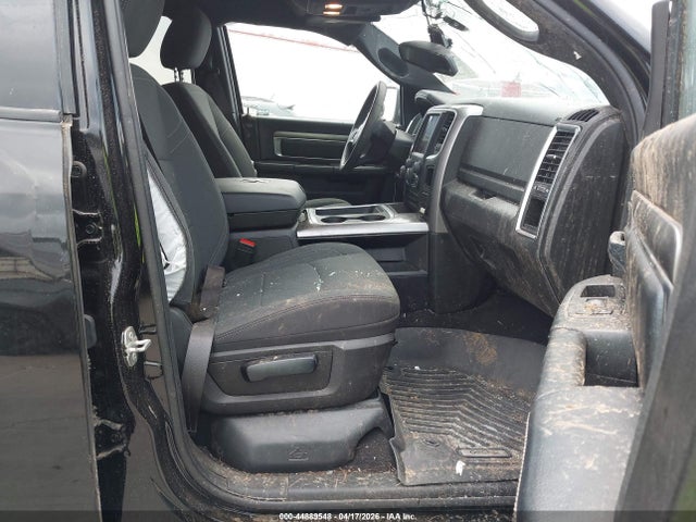 2023 RAM 1500 CLASSIC WARLOCK 4X2 6'4 BOX — фото 5