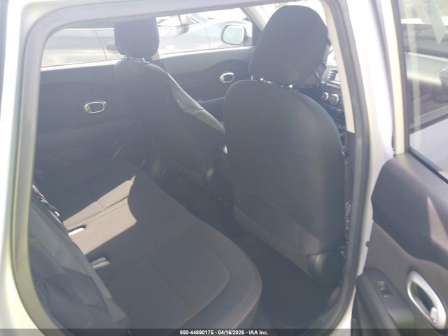 KIA SOUL - 8