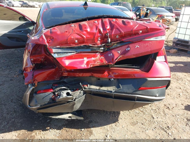 2024 Hyundai ELANTRA SE photo 6