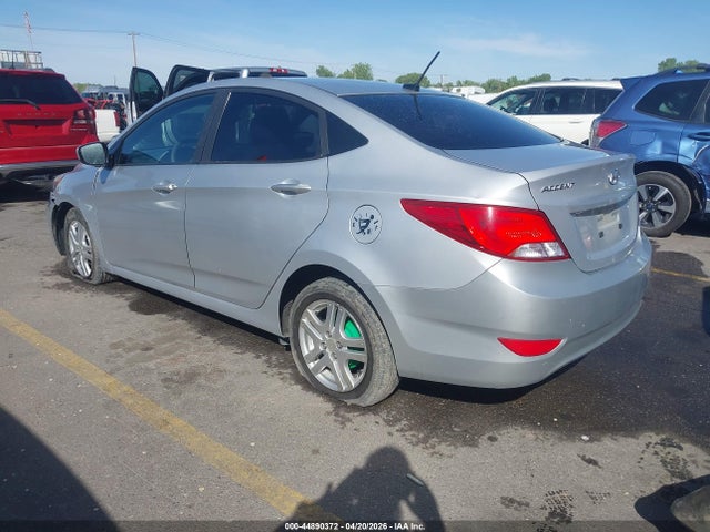 2017 Hyundai ACCENT SE 照片 3