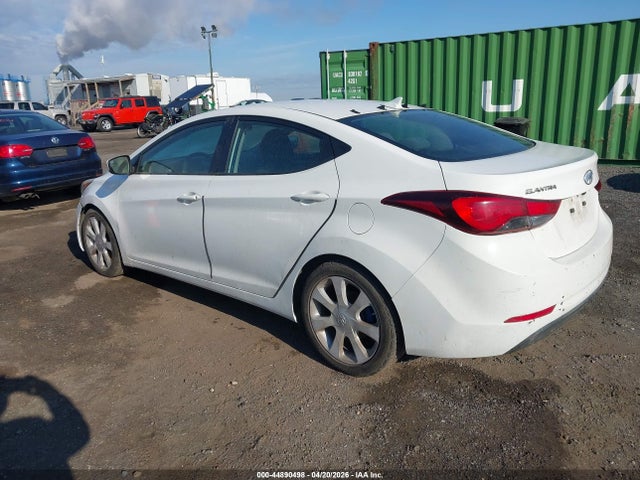 HYUNDAI ELANTRA SE - 3