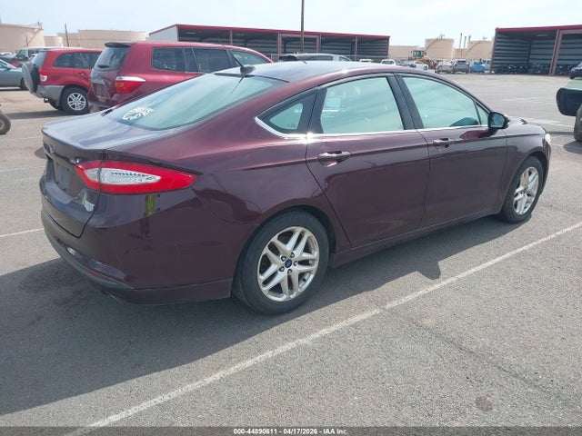 FORD FUSION SE - 4