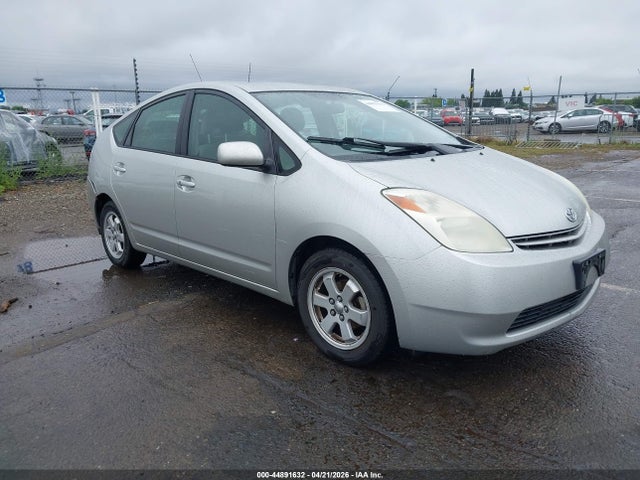 TOYOTA PRIUS - 1