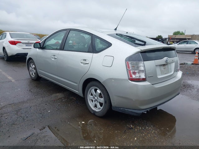 TOYOTA PRIUS - 3