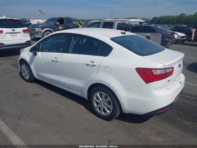 KIA RIO LX - 3