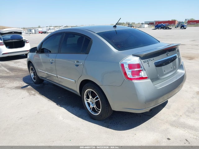 صورة 3 لـ 2012 Nissan SENTRA 2.0 S
