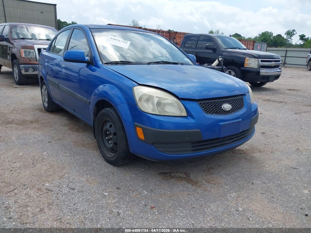 KIA RIO - 1