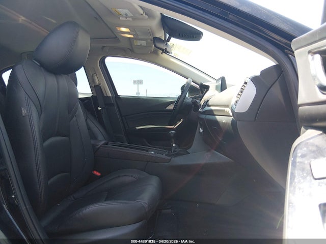صورة 5 لـ 2018 Mazda MAZDA3 TOURING