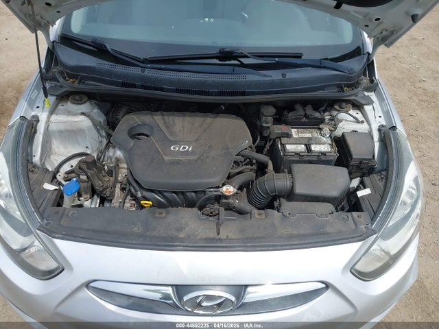 HYUNDAI ACCENT GLS - 10