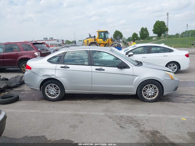 2009 FORD FOCUS SE — миниатюра 13