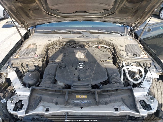 MERCEDES-BENZ E-CLASS - 10