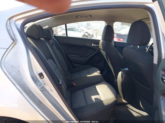 KIA FORTE EX - 8