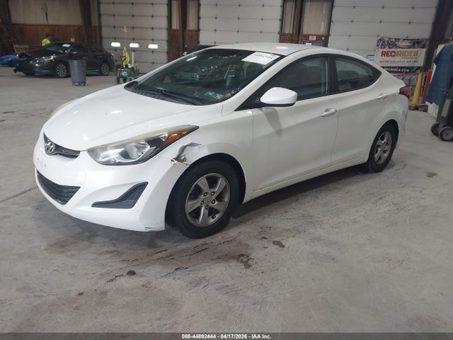 HYUNDAI ELANTRA SE - 2