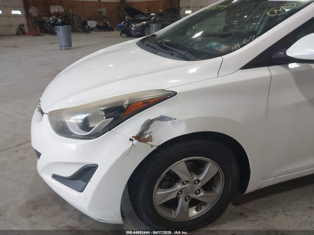 HYUNDAI ELANTRA SE - 6