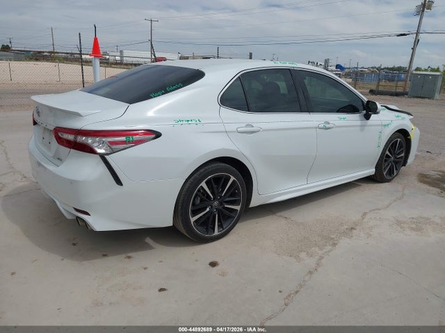 TOYOTA CAMRY - 4