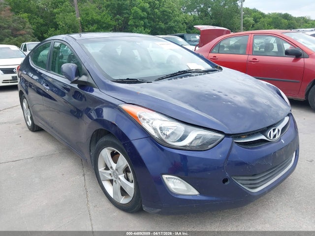 HYUNDAI ELANTRA GLS - 1