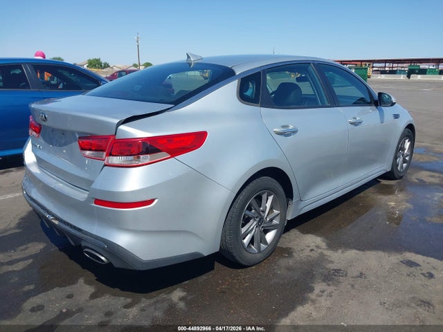 2020 KIA OPTIMA LX 照片 4