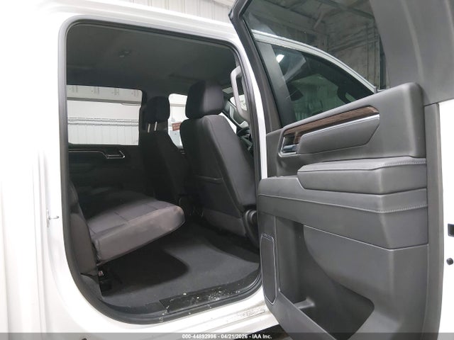 CHEVROLET SILVERADO - 8