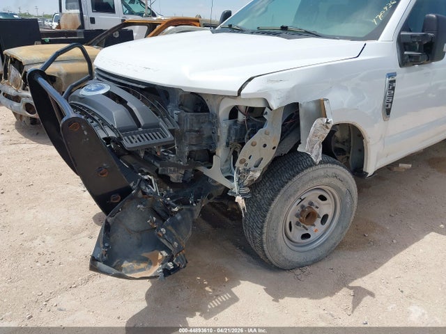 FORD F-250 XL - 6