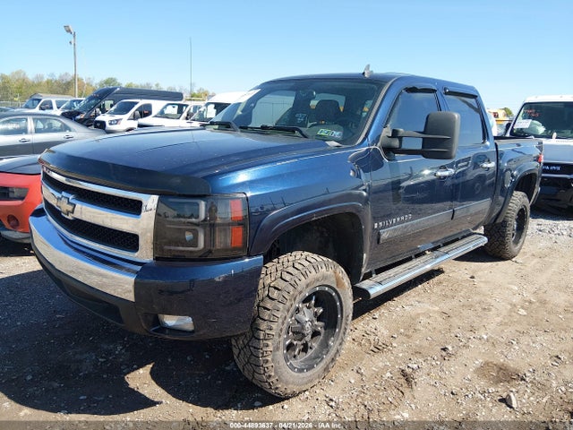 CHEVROLET SILVERADO 1500 LT1 - 2