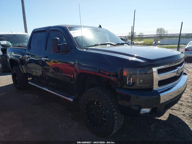 CHEVROLET SILVERADO 1500 LT1 - 6