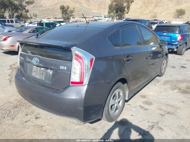 TOYOTA PRIUS - 4