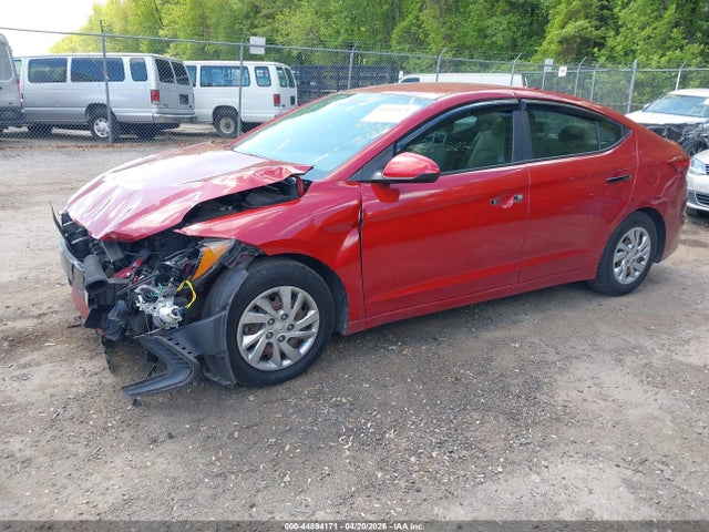 HYUNDAI ELANTRA SE - 2