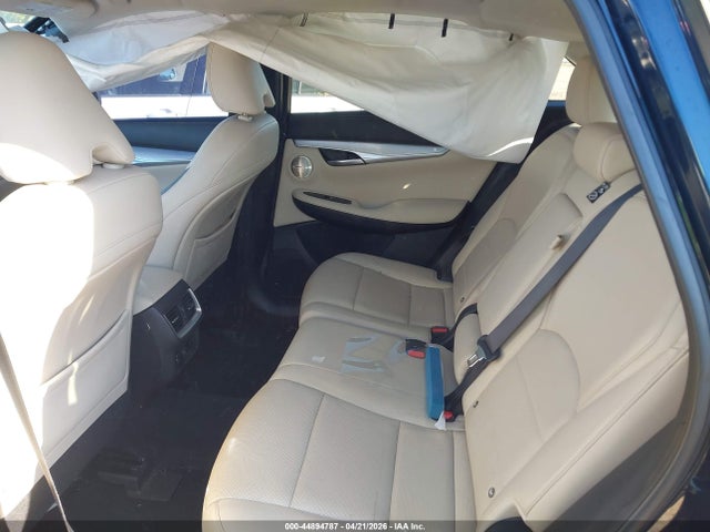 2019 INFINITI QX50 ESSENTIAL 8